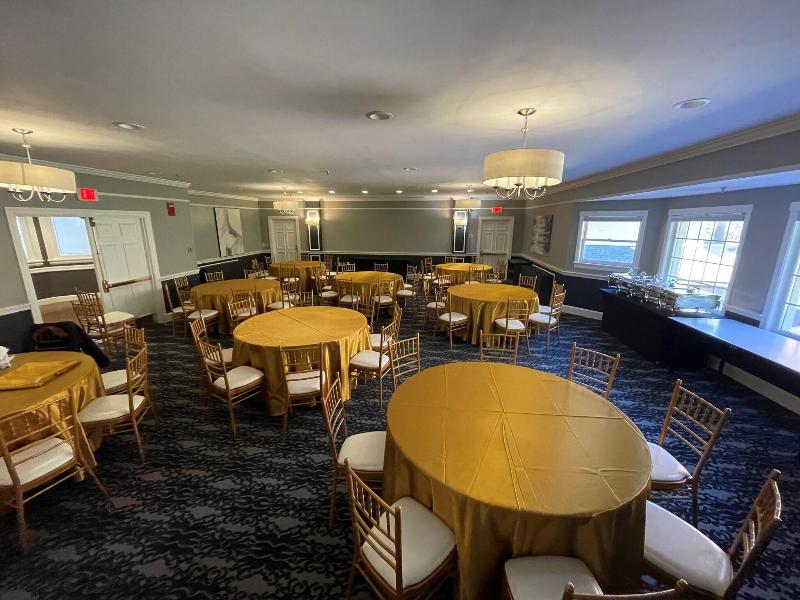 Chateau Merrimack Resort & Spa image