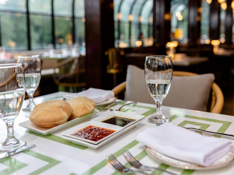 Chateau Merrimack Resort & Spa image