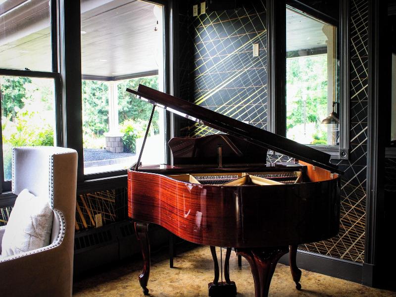 Chateau Merrimack Resort & Spa image