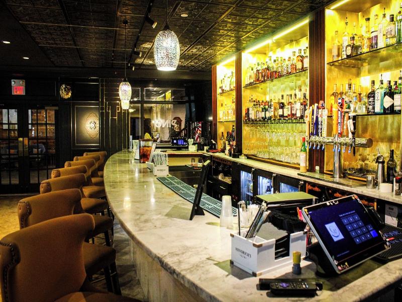 Chateau Merrimack Resort & Spa image