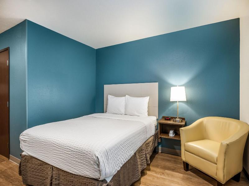 Woodspring Suites Littleton-south Denver image