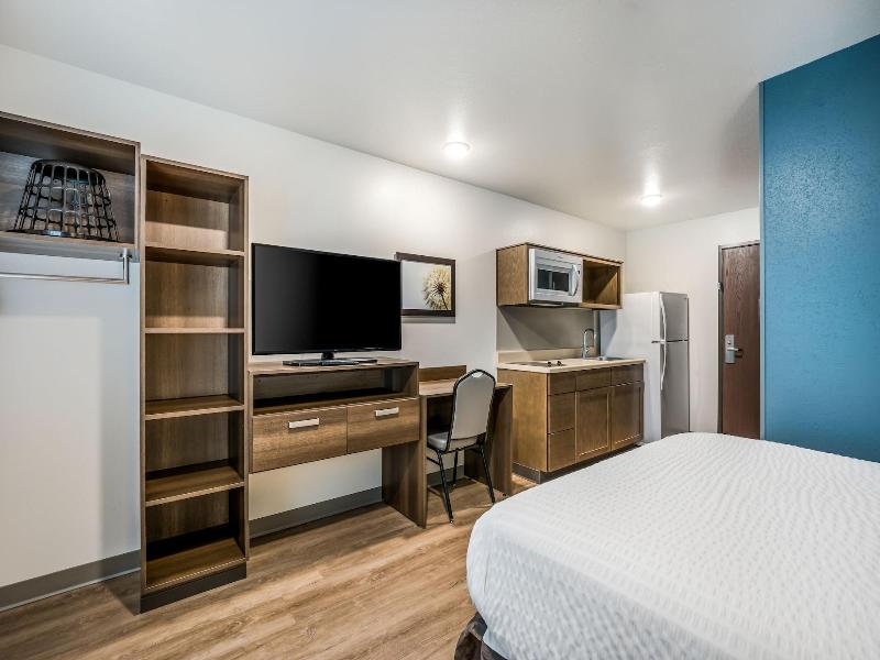 Woodspring Suites Littleton-south Denver image