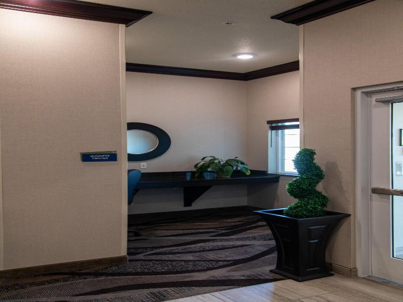 Cobblestone Inn & Suites - Springfield