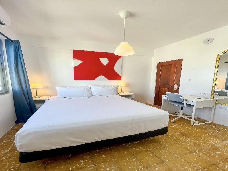 Urbana Hotel image