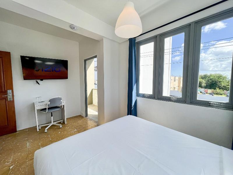 Urbana Hotel image
