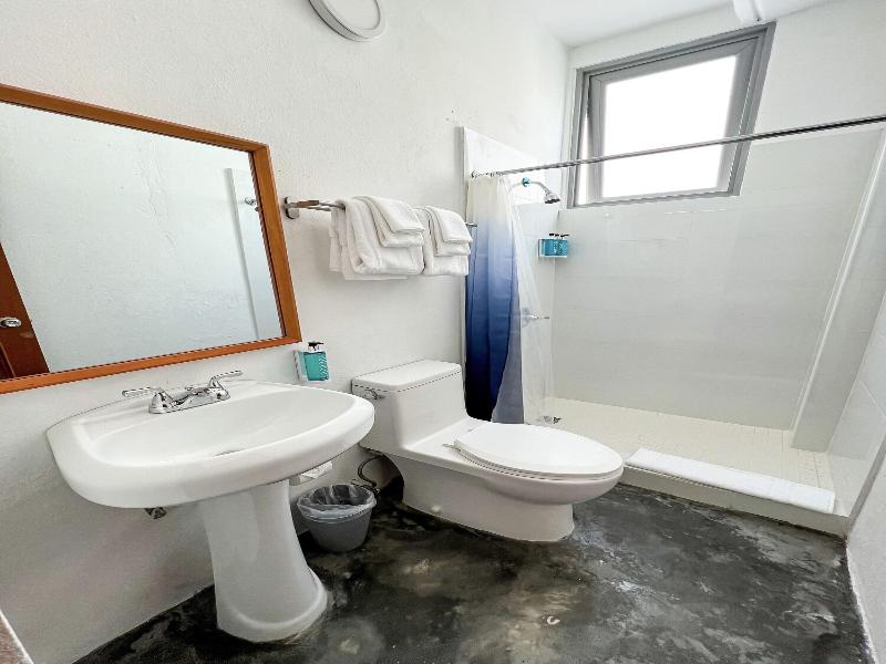 Urbana Hotel image