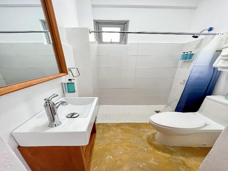 Urbana Hotel image