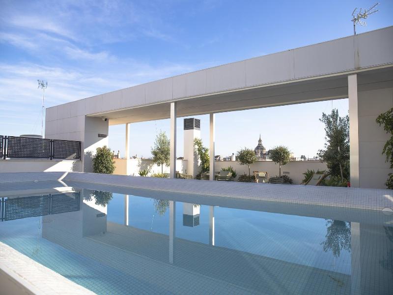 Nqn Aparts & Suites Sevilla image