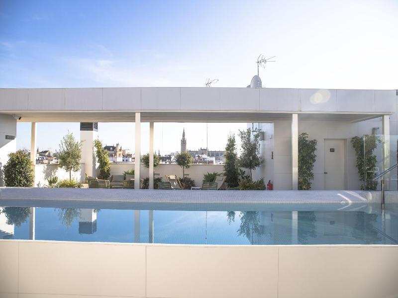 Nqn Aparts & Suites Sevilla image