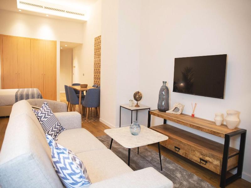 Nqn Aparts & Suites Sevilla image