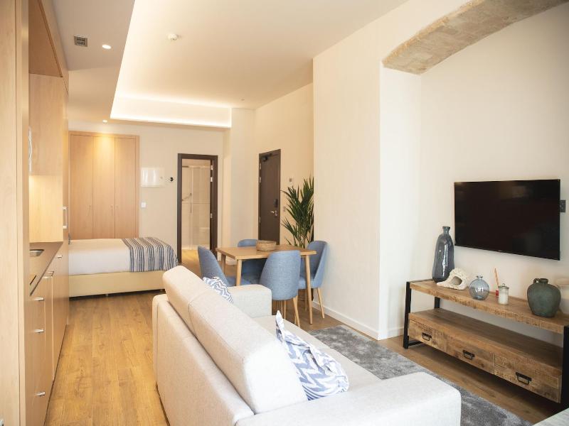 Nqn Aparts & Suites Sevilla image