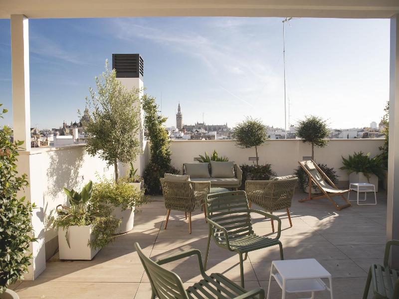 Nqn Aparts & Suites Sevilla image