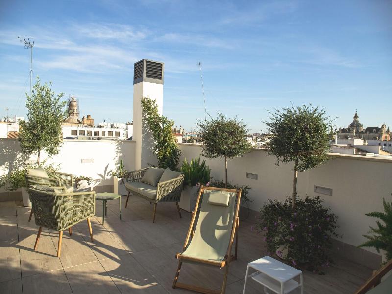 Nqn Aparts & Suites Sevilla image