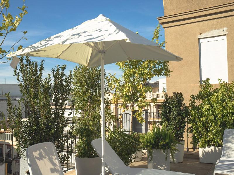 Nqn Aparts & Suites Sevilla image