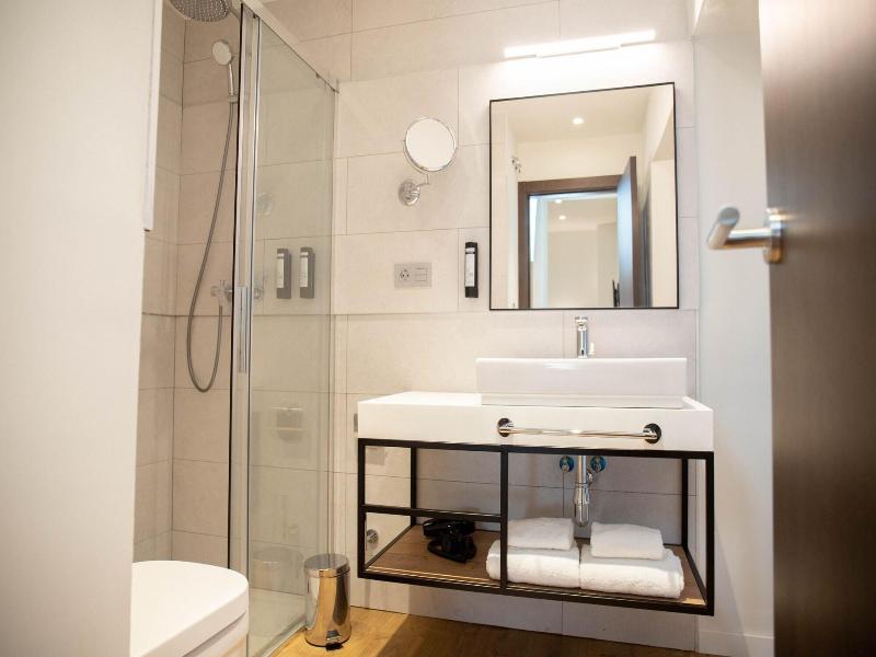 Nqn Aparts & Suites Sevilla image