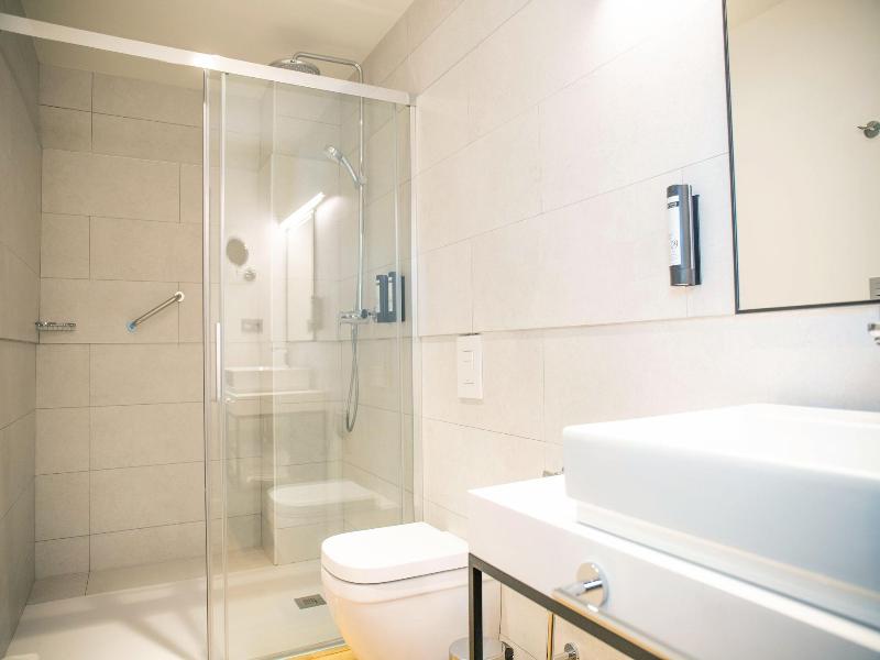 Nqn Aparts & Suites Sevilla image