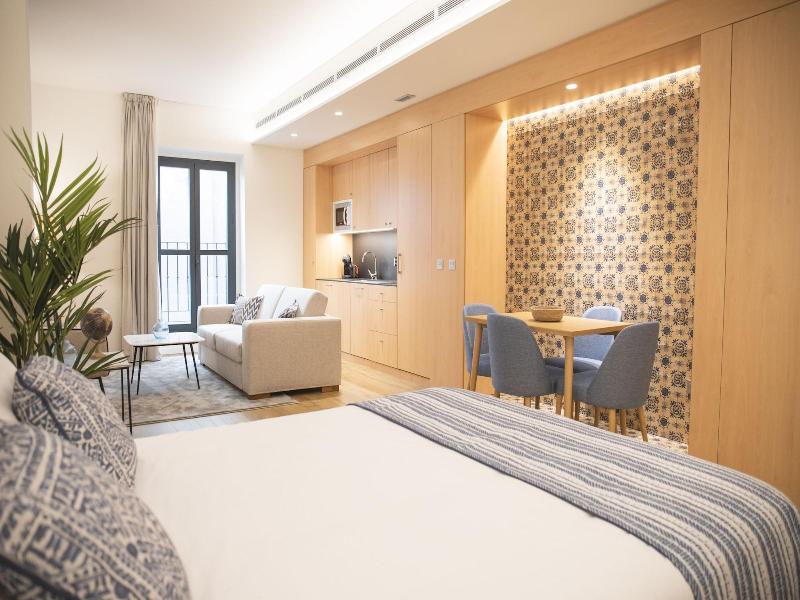 Nqn Aparts & Suites Sevilla image
