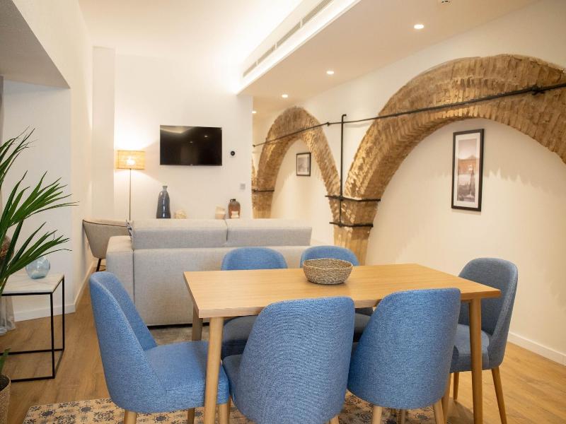 Nqn Aparts & Suites Sevilla image