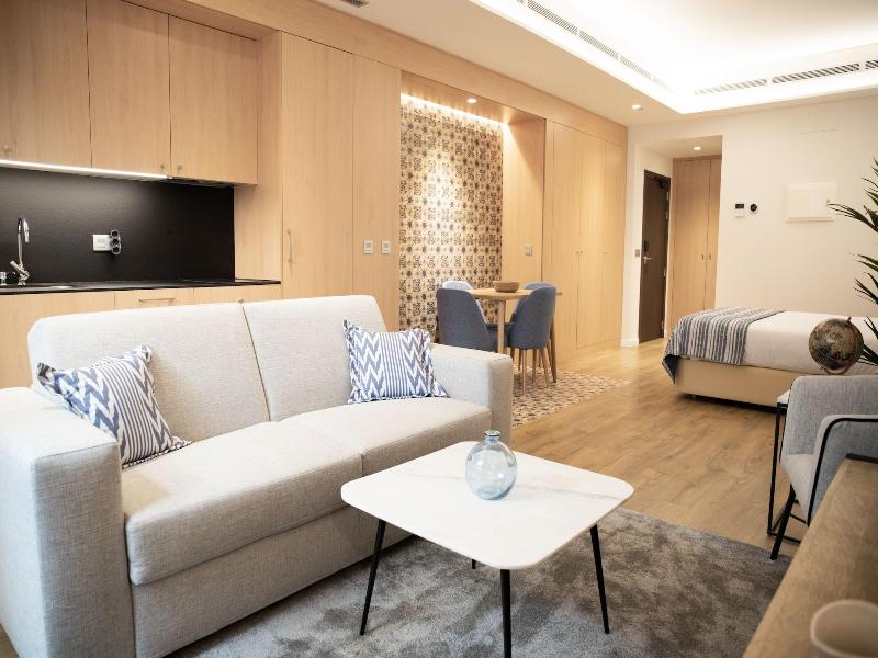 Nqn Aparts & Suites Sevilla image
