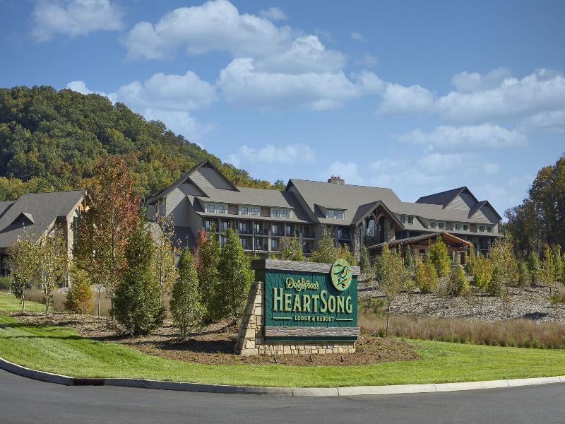 Heartsong Lodge & Resort