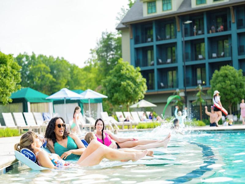 Heartsong Lodge & Resort image