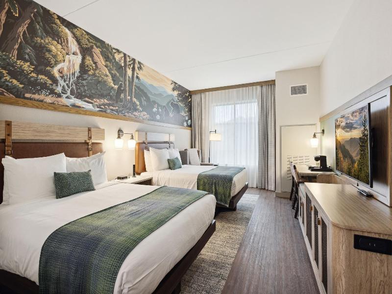 Heartsong Lodge & Resort image