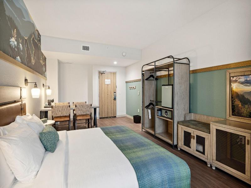 Heartsong Lodge & Resort image