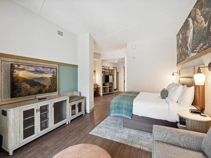 Heartsong Lodge & Resort image