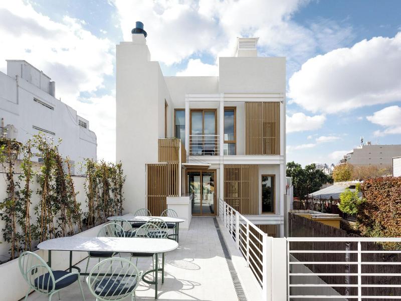 Bromelia Hotel Boutique image