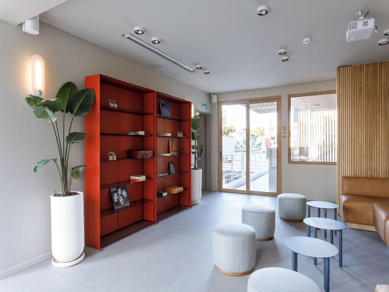 Bromelia Hotel Boutique image