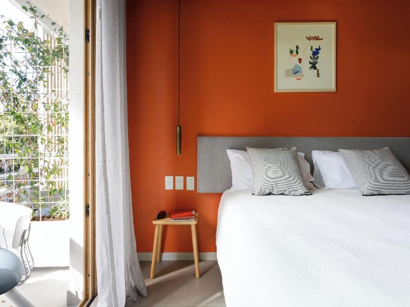 Bromelia Hotel Boutique image