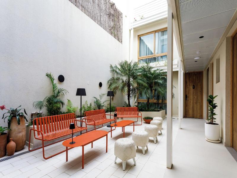 Bromelia Hotel Boutique image