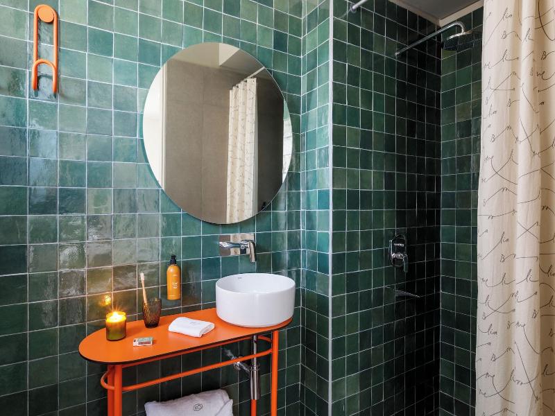 Bromelia Hotel Boutique image