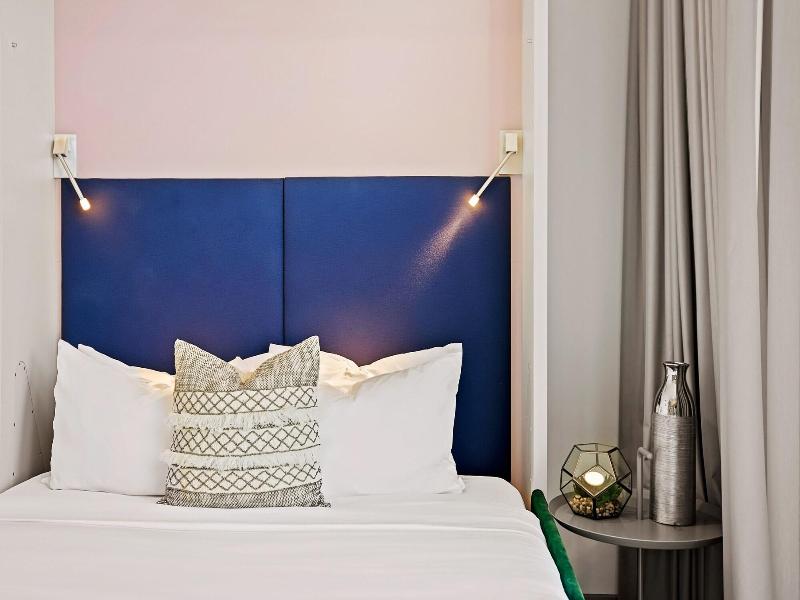 Harthall Hotel image
