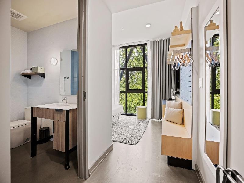 Harthall Hotel image