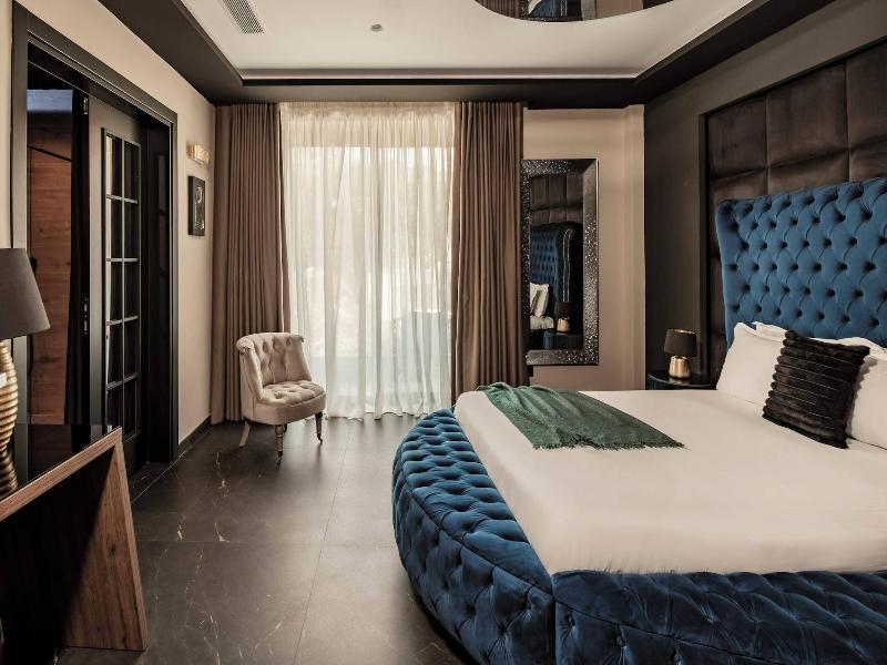 Damare Resort & Spa image