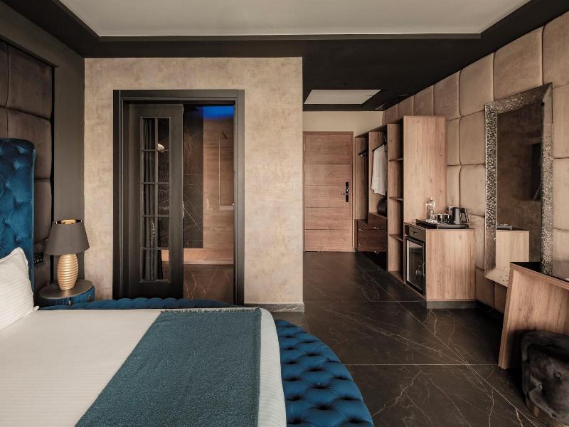 Damare Resort & Spa image