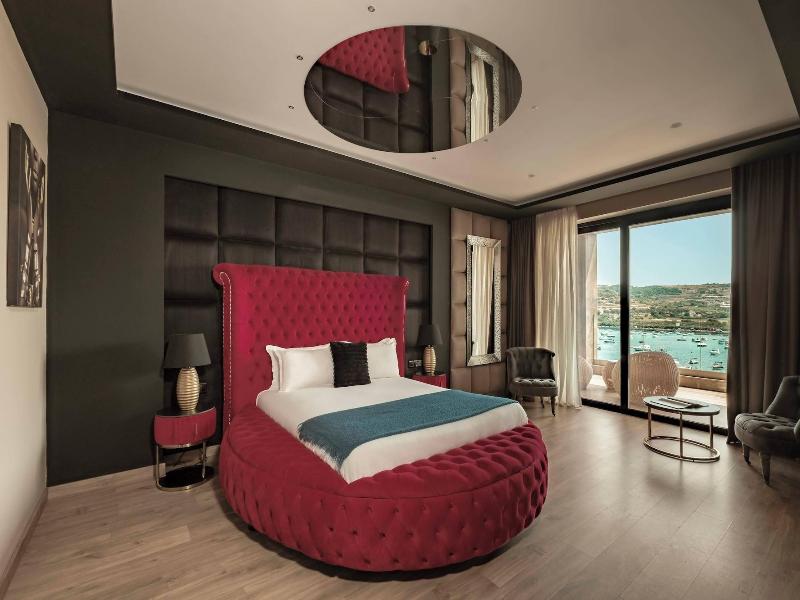 Damare Resort & Spa image