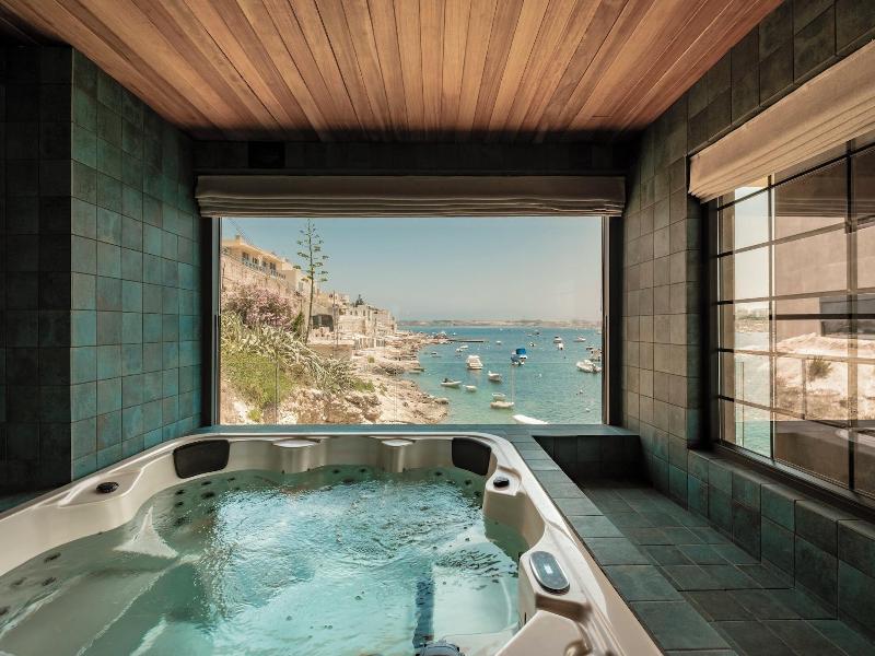 Damare Resort & Spa image