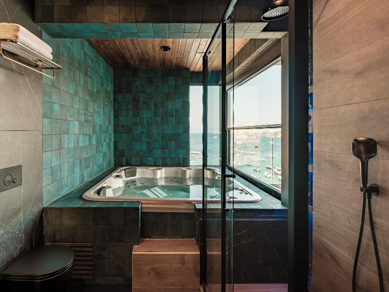 Damare Resort & Spa image