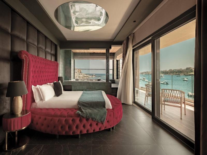 Damare Resort & Spa image