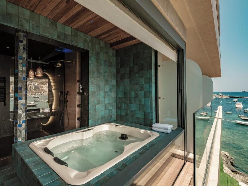 Damare Resort & Spa image