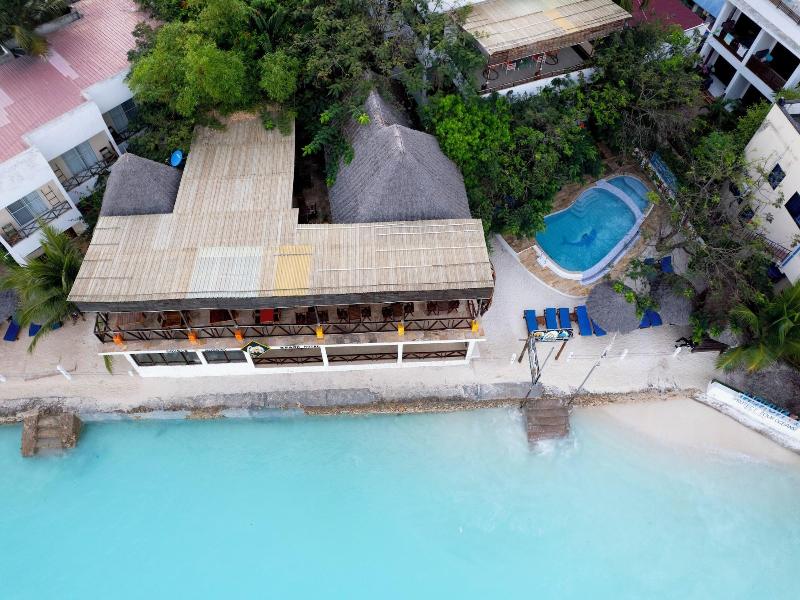 Double A Nungwi Beach Hotel image