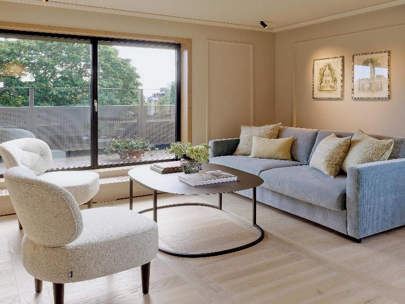 Villa Dahlia image