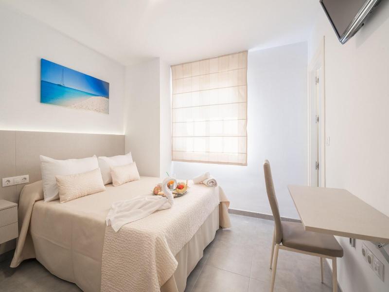 Hostal Romerito image