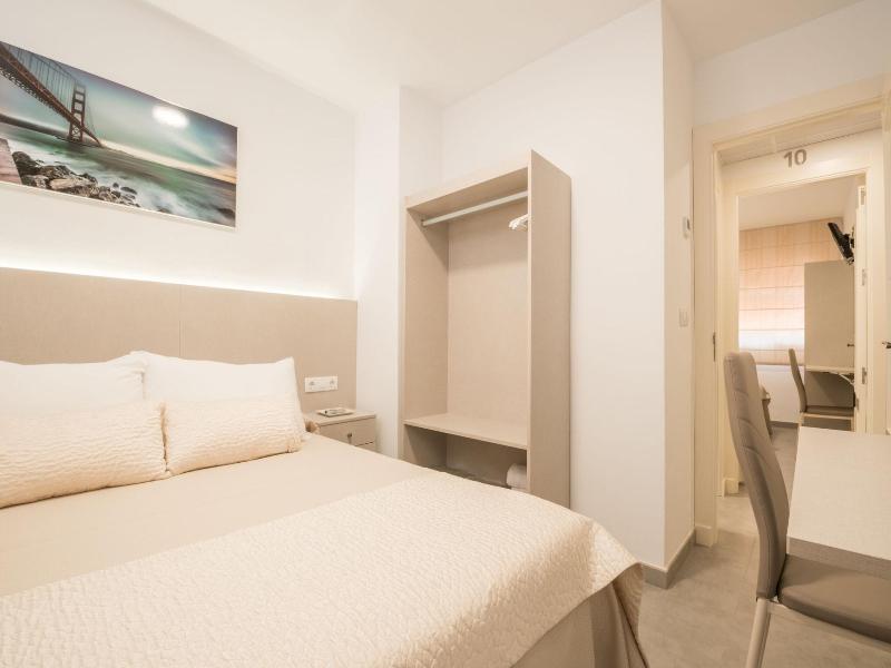 Hostal Romerito image