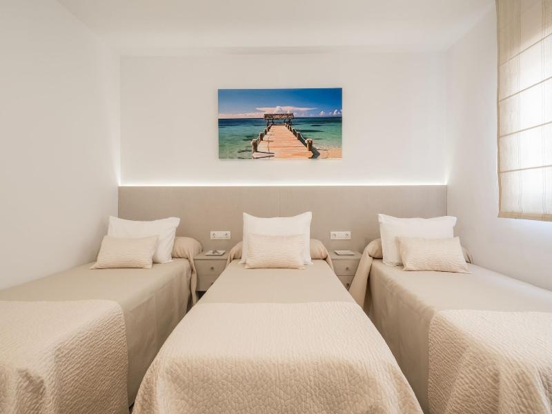Hostal Romerito image