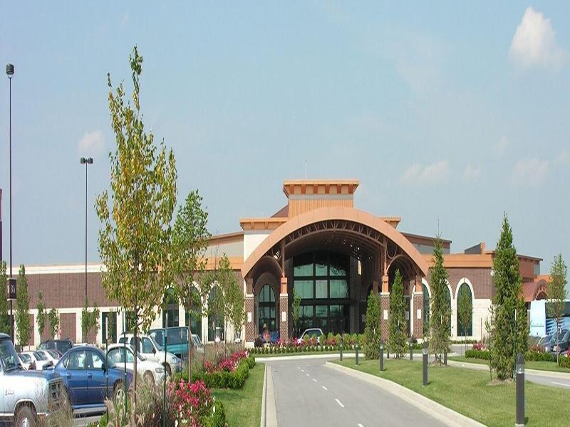 Riverside Casino & Golf Resort image