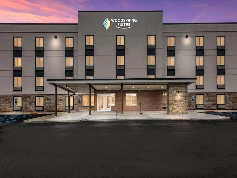 Woodspring Suites Linden image