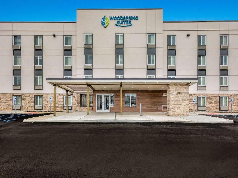 Woodspring Suites Linden image
